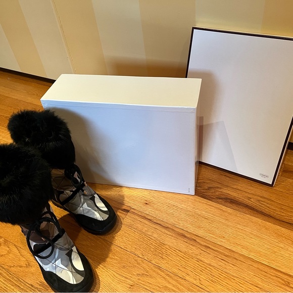 LIKE NEW RARE COACH SASHA BOOT SIZE 5.5 WITH BOX - Picture 6 of 9